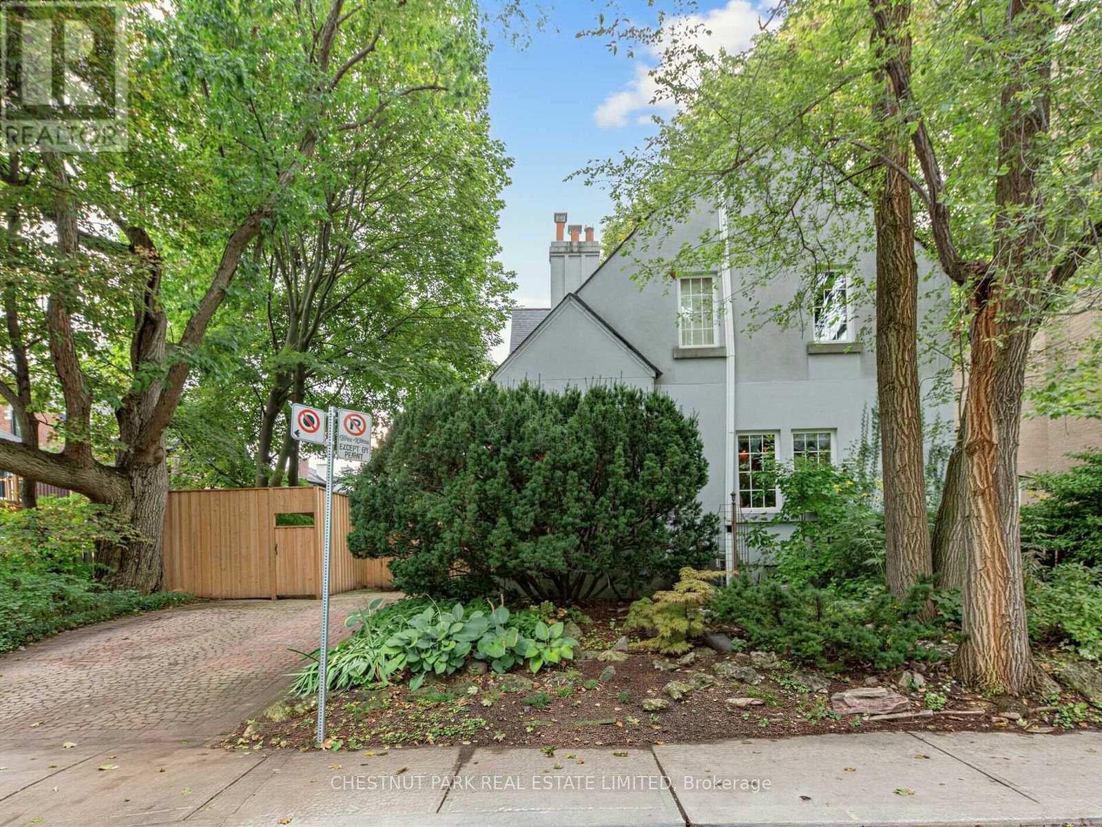 28 CLIFTON ROAD