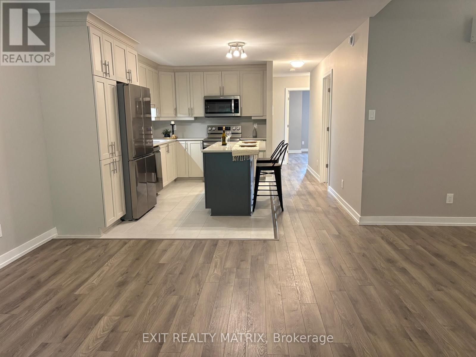 207 - 83 ST MORITZ TRAIL - Photo 3