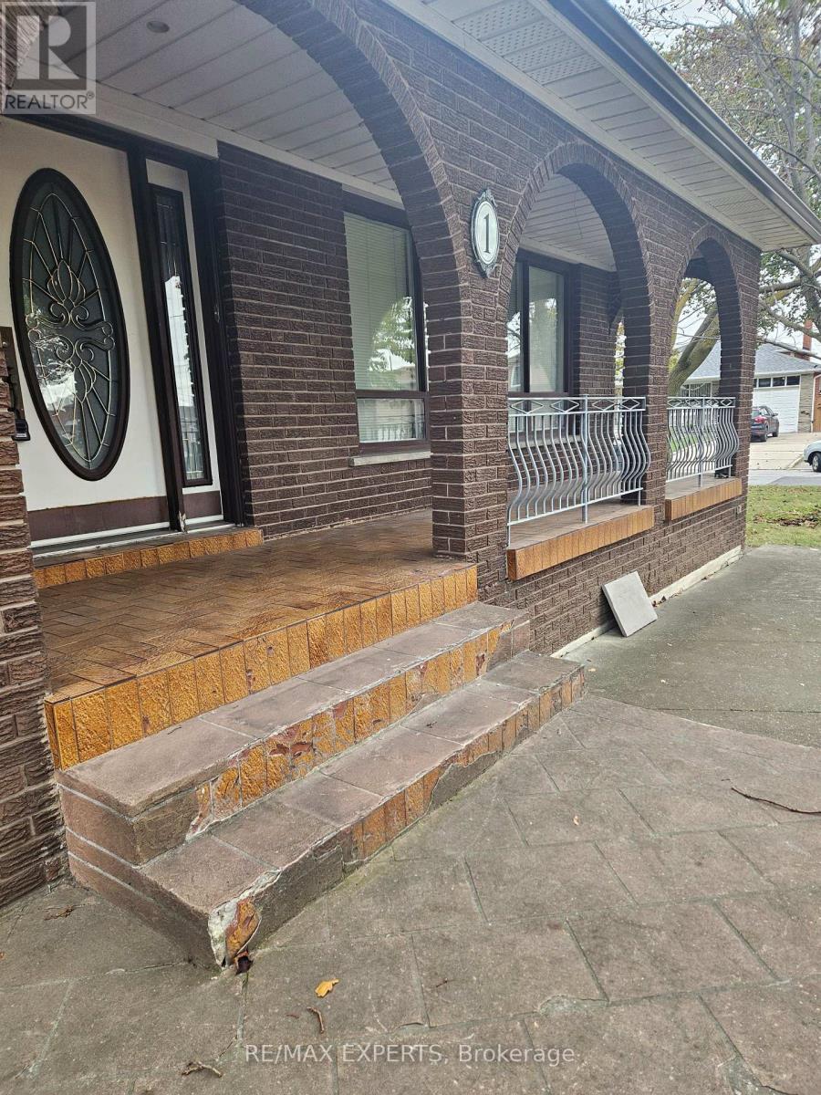 1 BYWORTH BOULEVARD