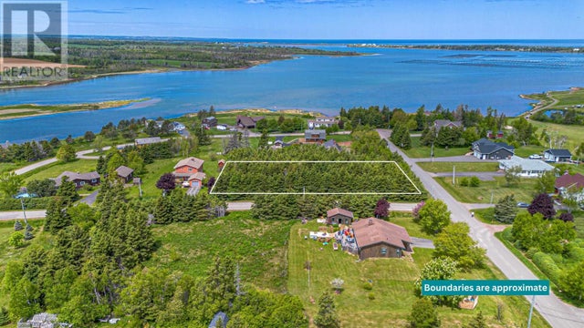 LOT 21 MACLAUCHLAN HIGHLANDS
