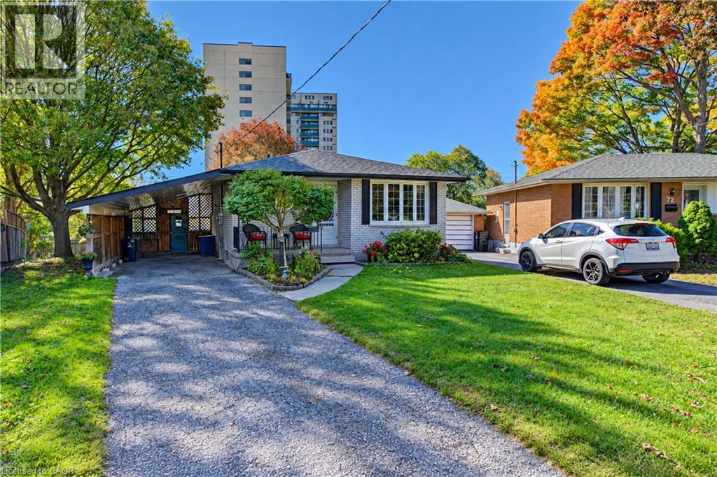73 BELTON Drive