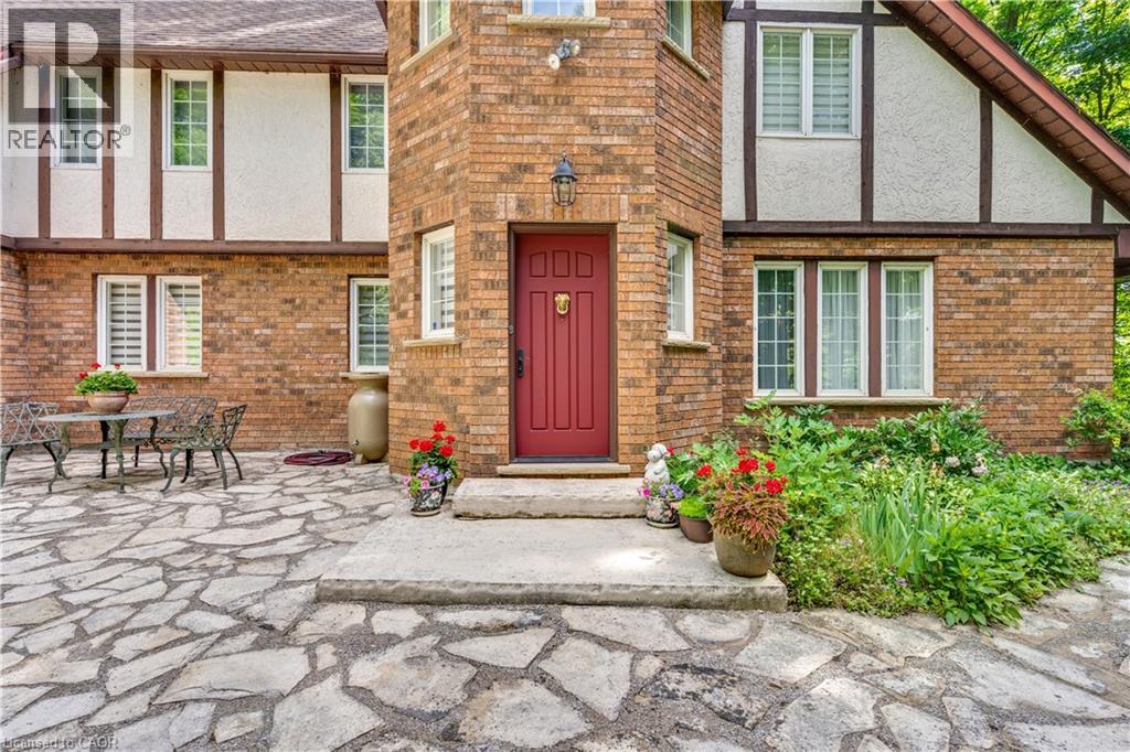 110 GRAND RIDGE Drive