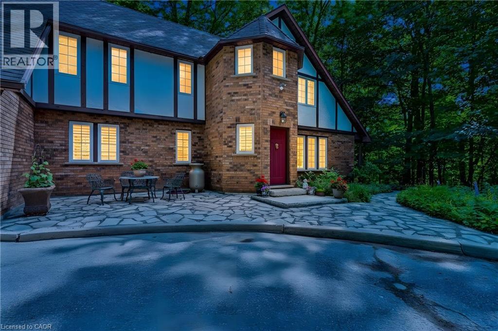 110 GRAND RIDGE Drive