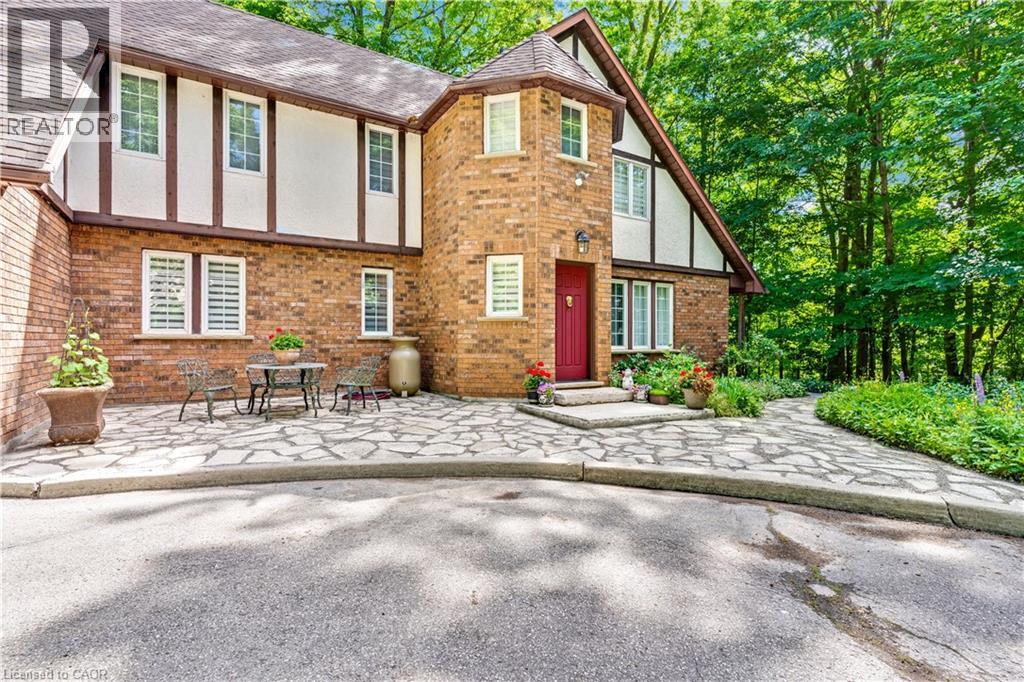 110 GRAND RIDGE Drive