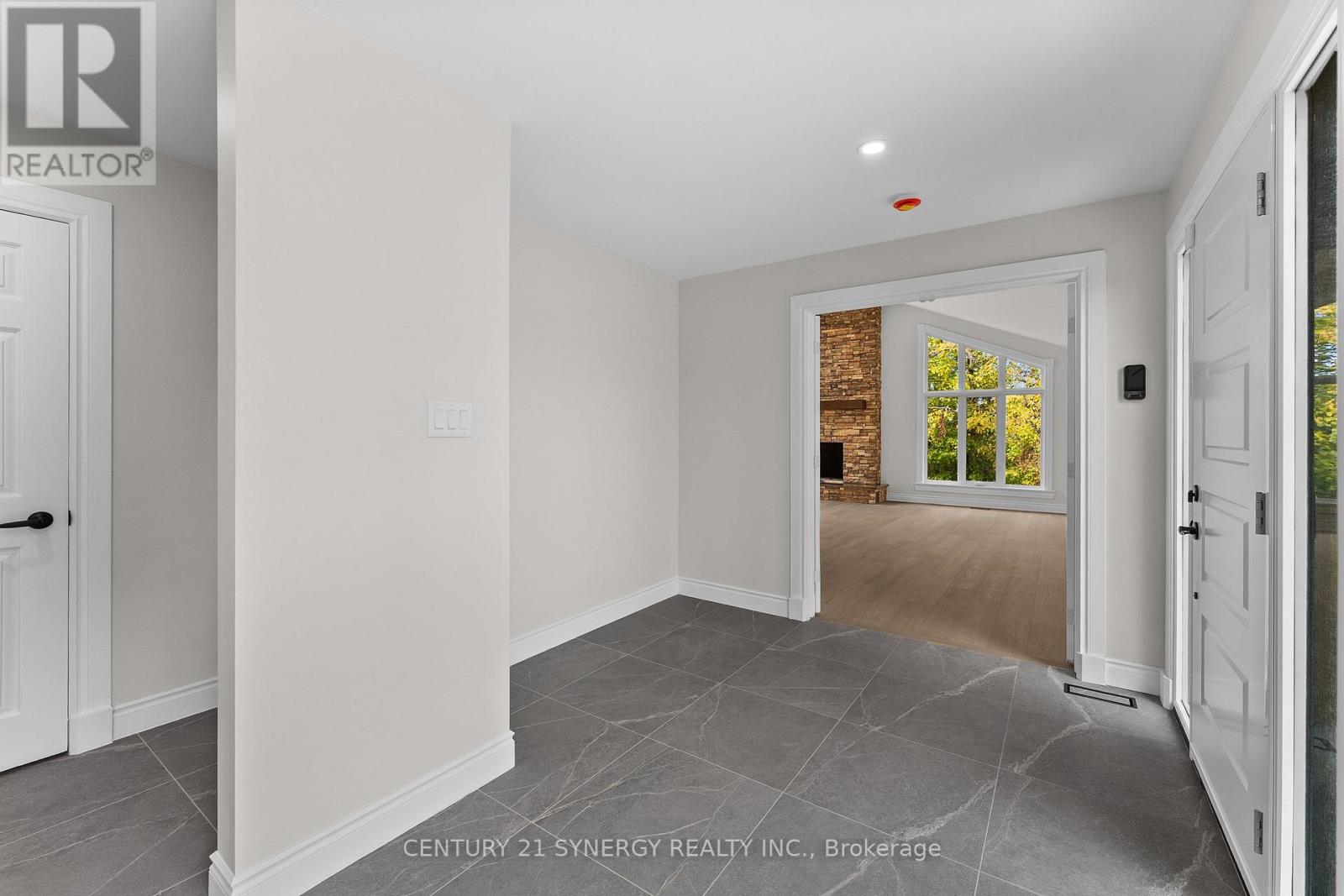 1580 GROVES ROAD