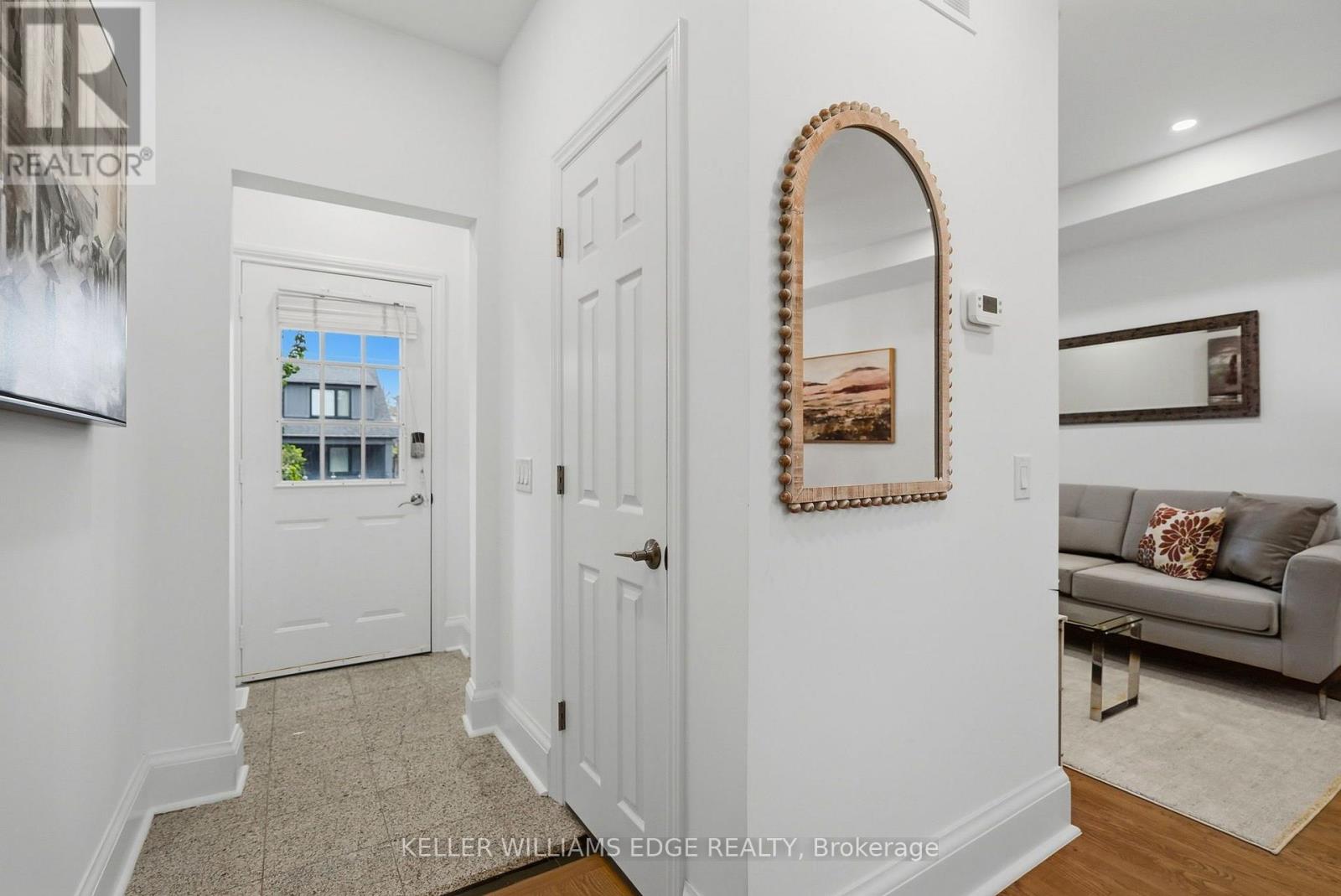 28 CONWAY AVENUE