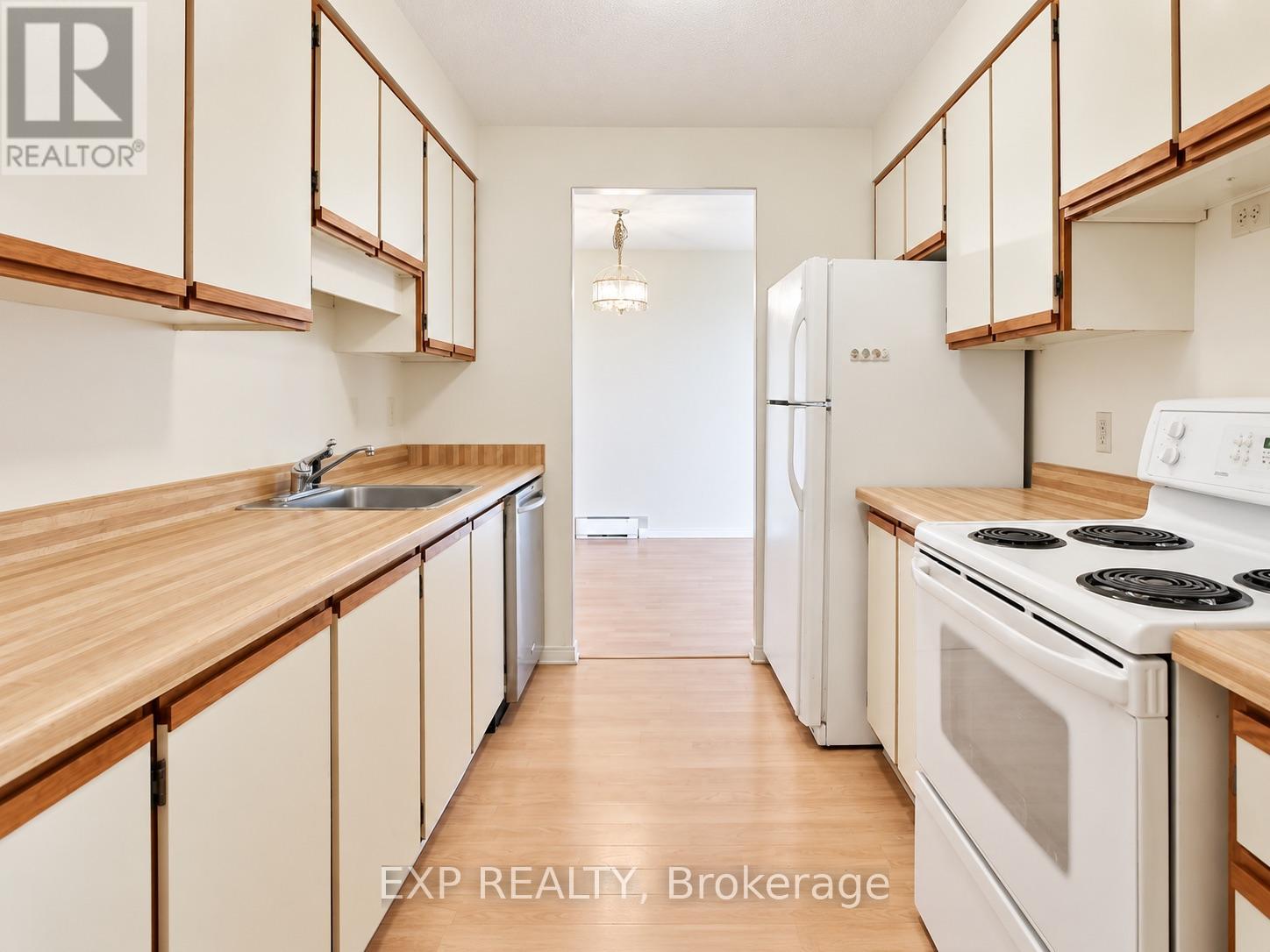 403 - 470 LAURIER AVENUE W