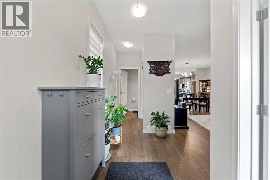917 West Lakeview Drive