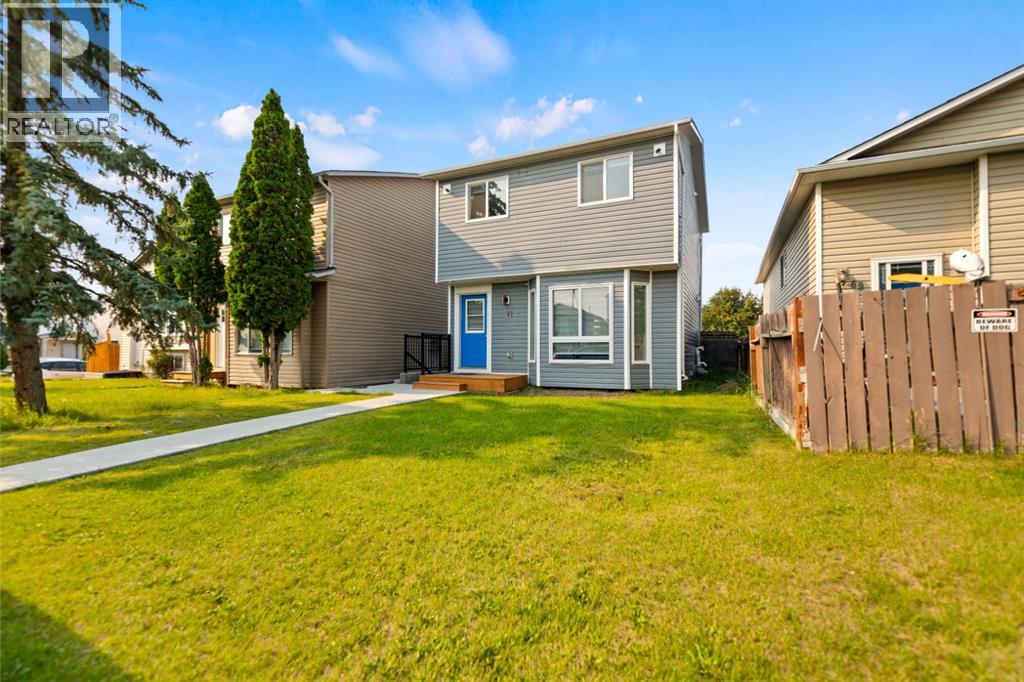 71 Martindale Court NE