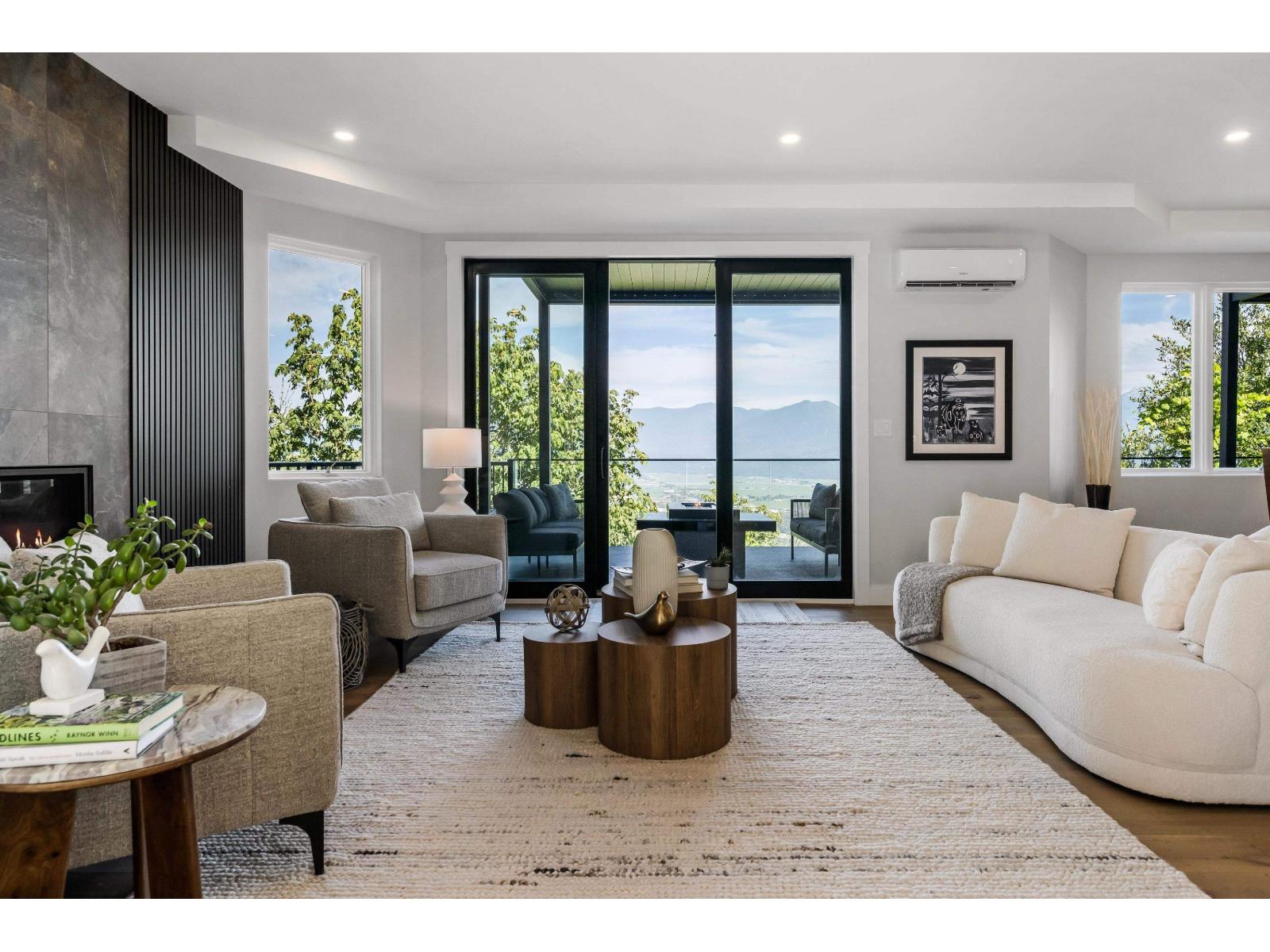43619 BRACKEN DRIVE, Chilliwack Mountain