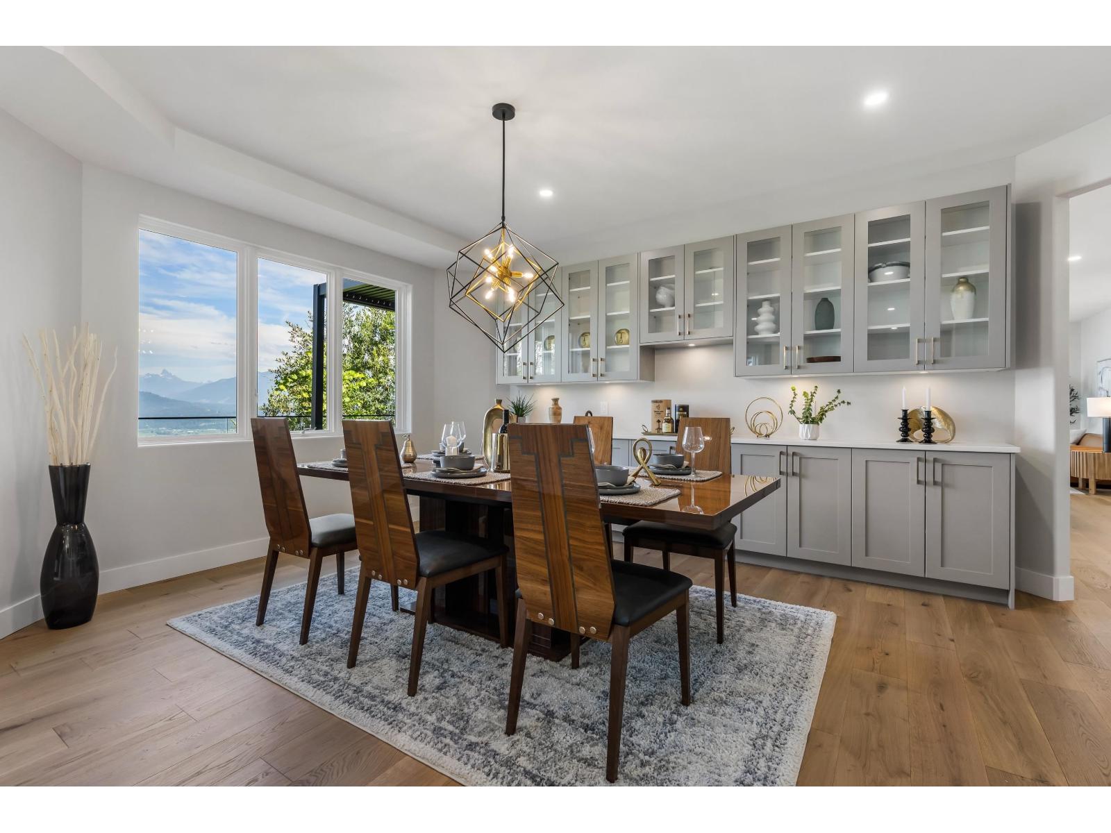 43619 BRACKEN DRIVE, Chilliwack Mountain