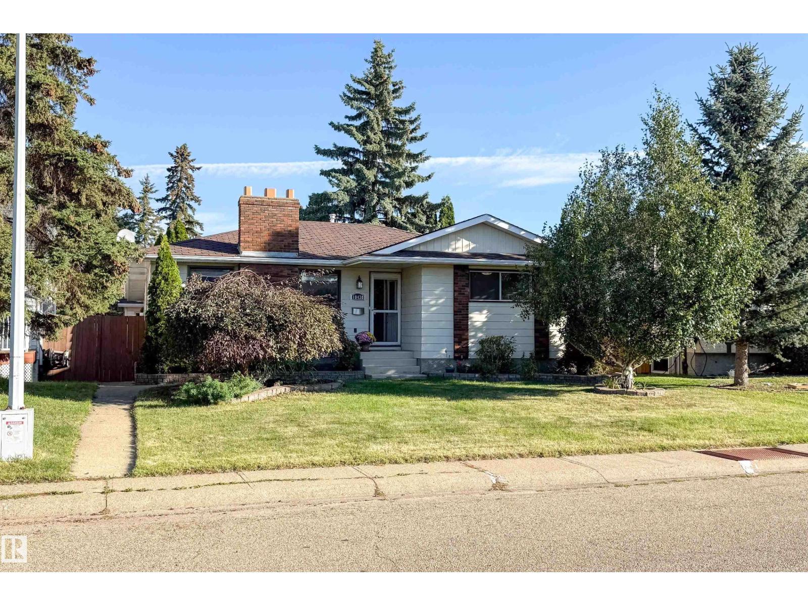 10438 32A AV NW