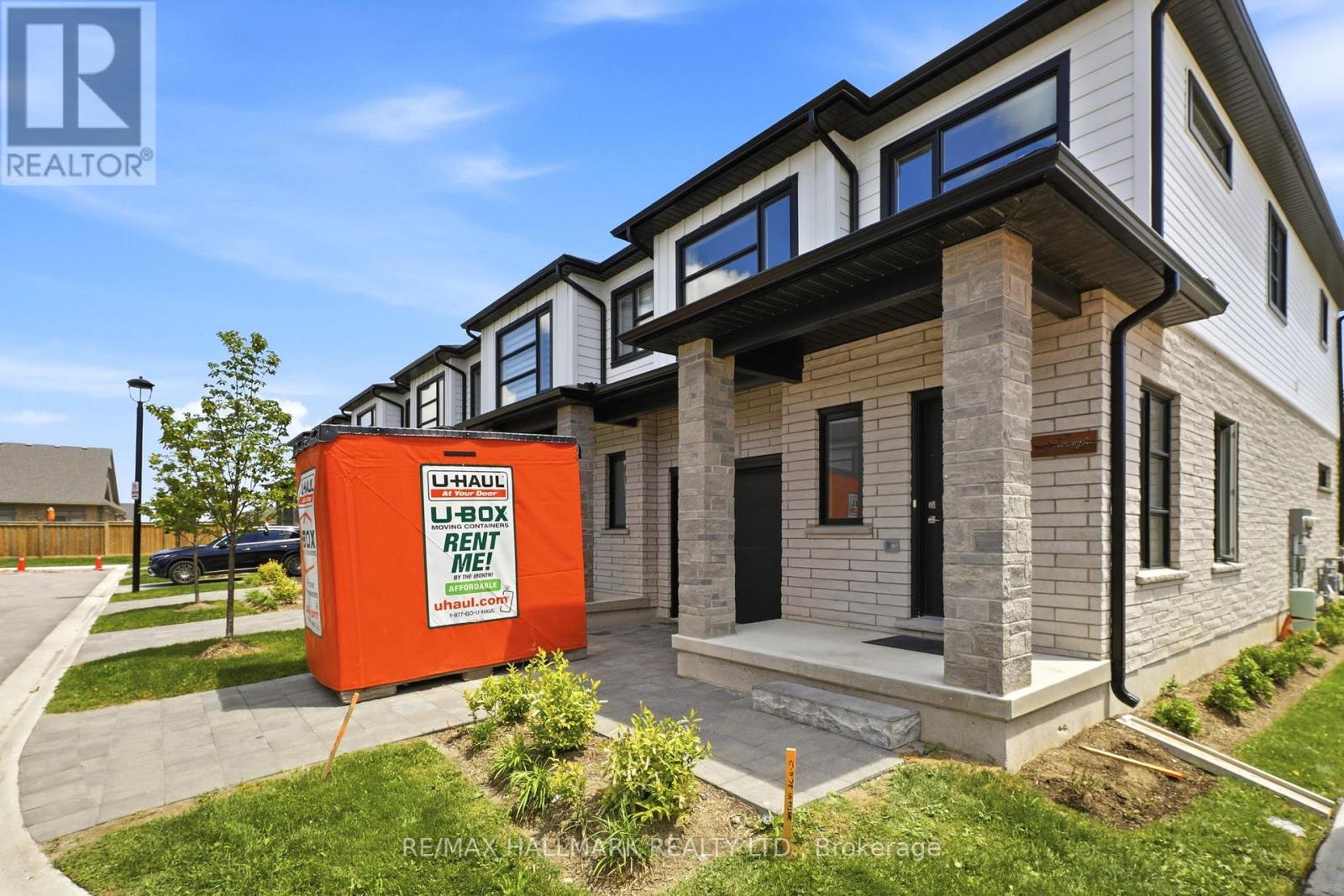 85 - 2700 BUROAK DRIVE