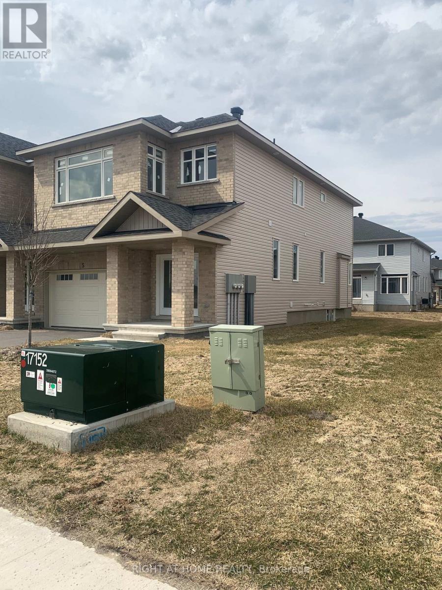 5 WYLIE WAY