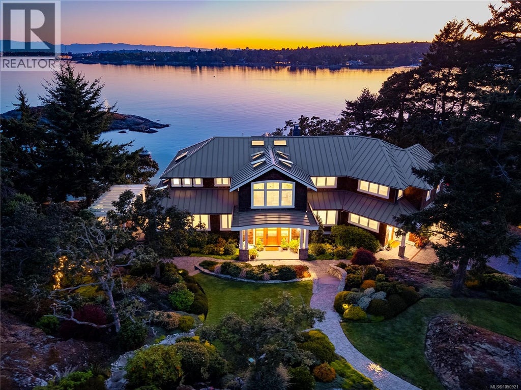 2861 SEA VIEW RD, SAANICH, BC V8N 1K9 - Image 2849497135.jpeg?d=l