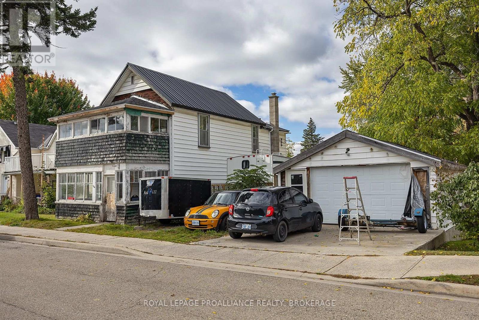 308 BROCK STREET