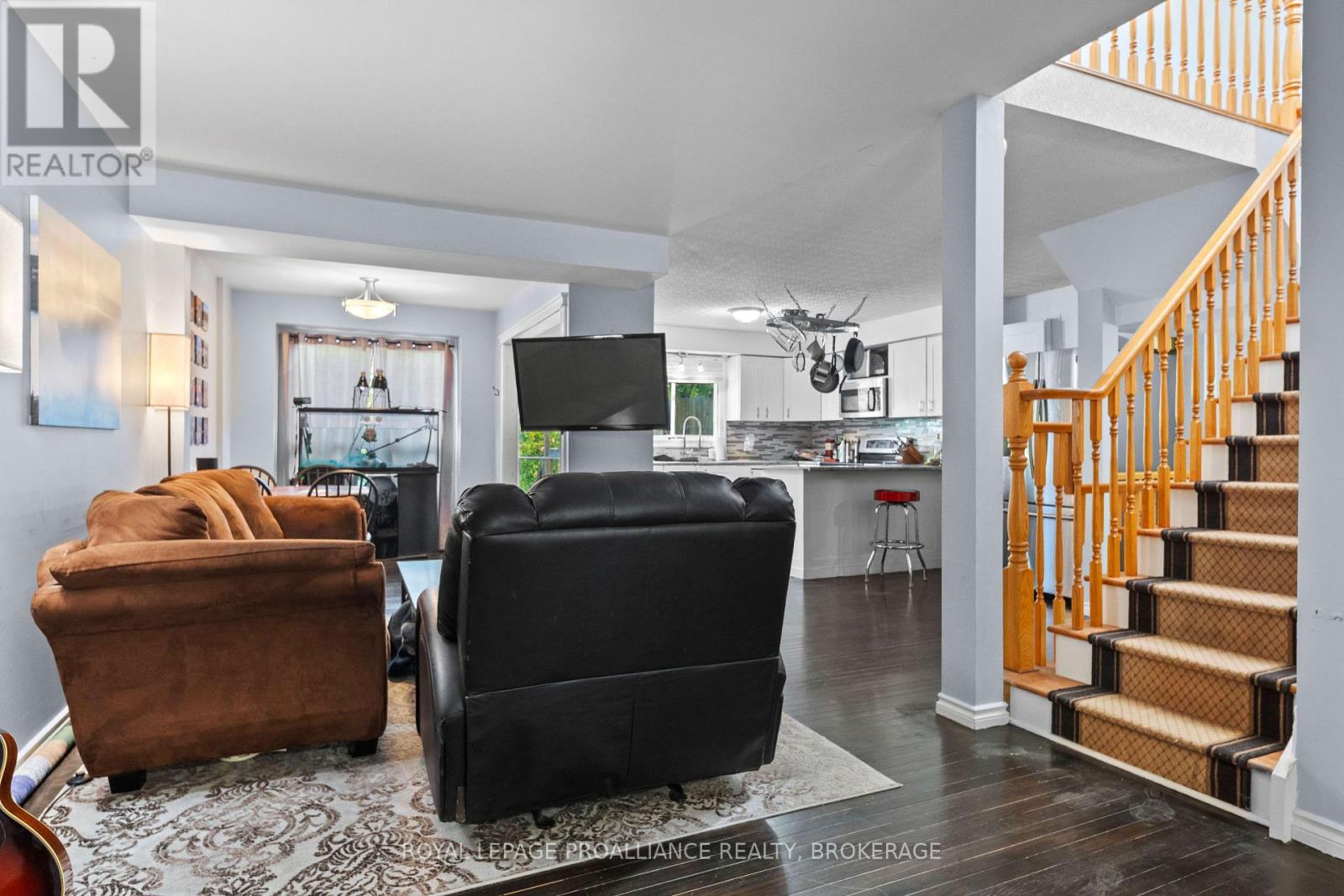 392 DAVIS DRIVE