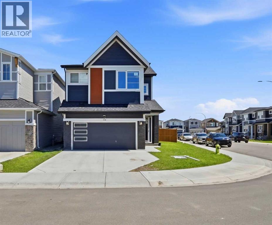 114 Corner Meadows Grove NE