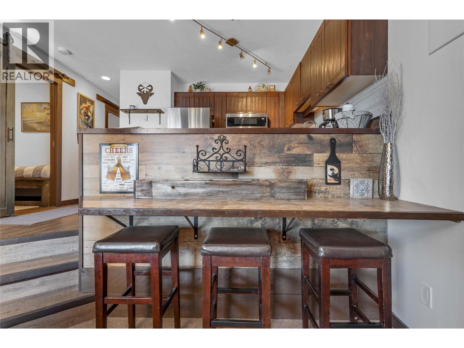 7470 Porcupine Road Unit# 403
