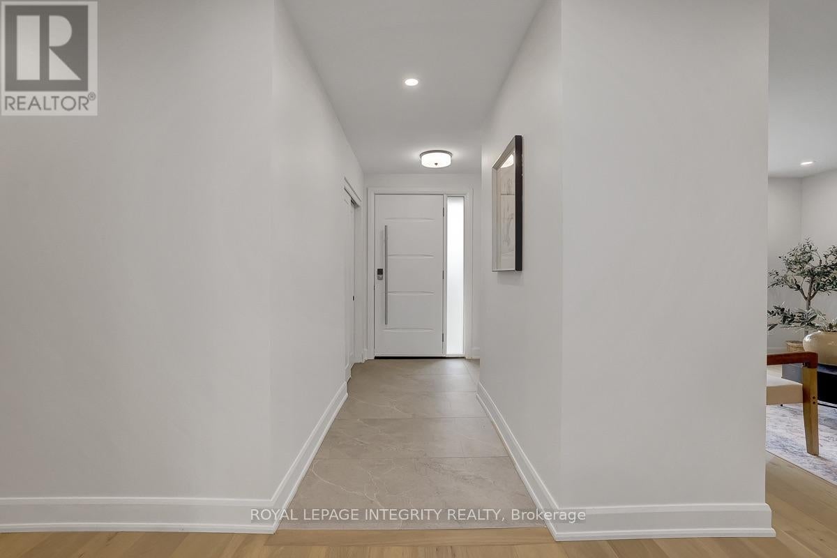8 BRIAN CRESCENT