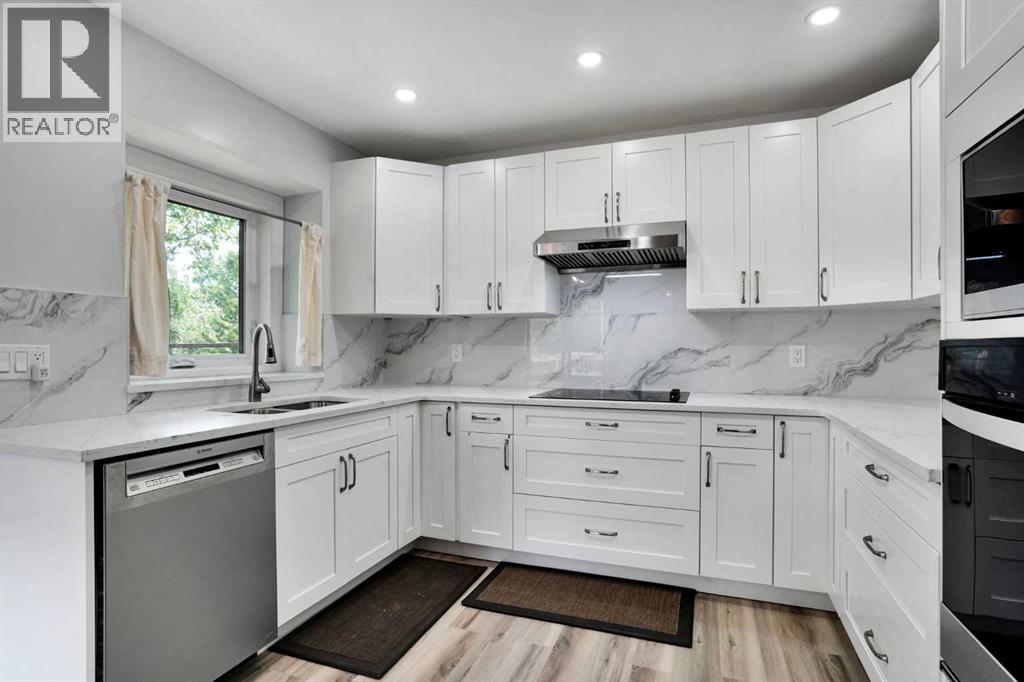 16 Sun Harbour Crescent SE