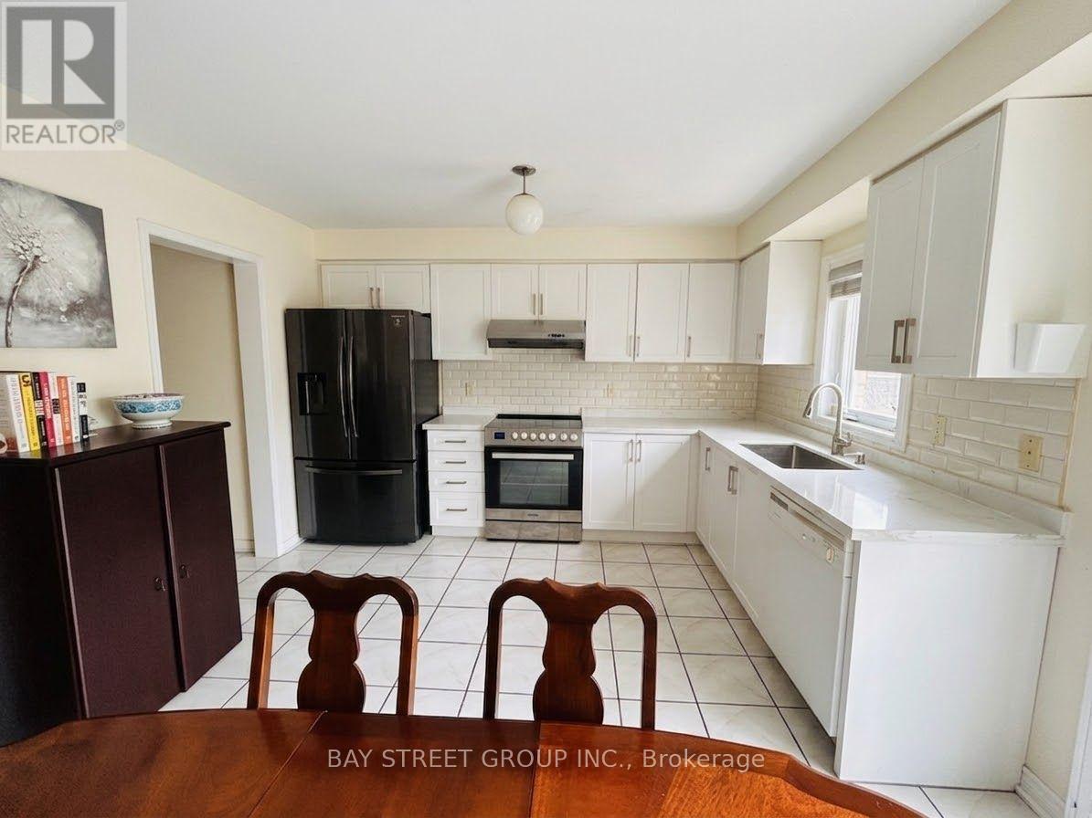 53 TARA CRESCENT
