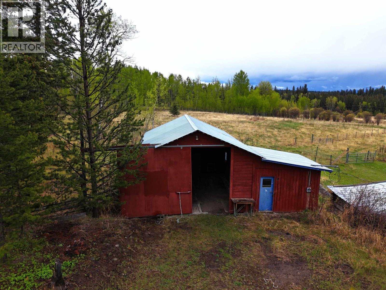 3074 SPOUT LAKE ROAD