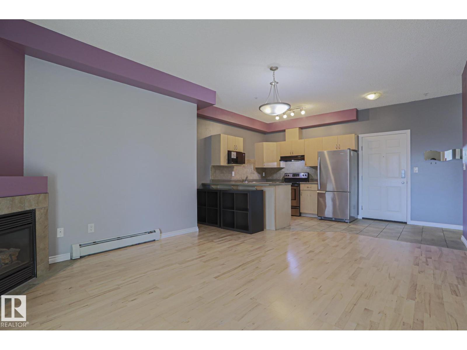 #101 10118 95 ST NW NW