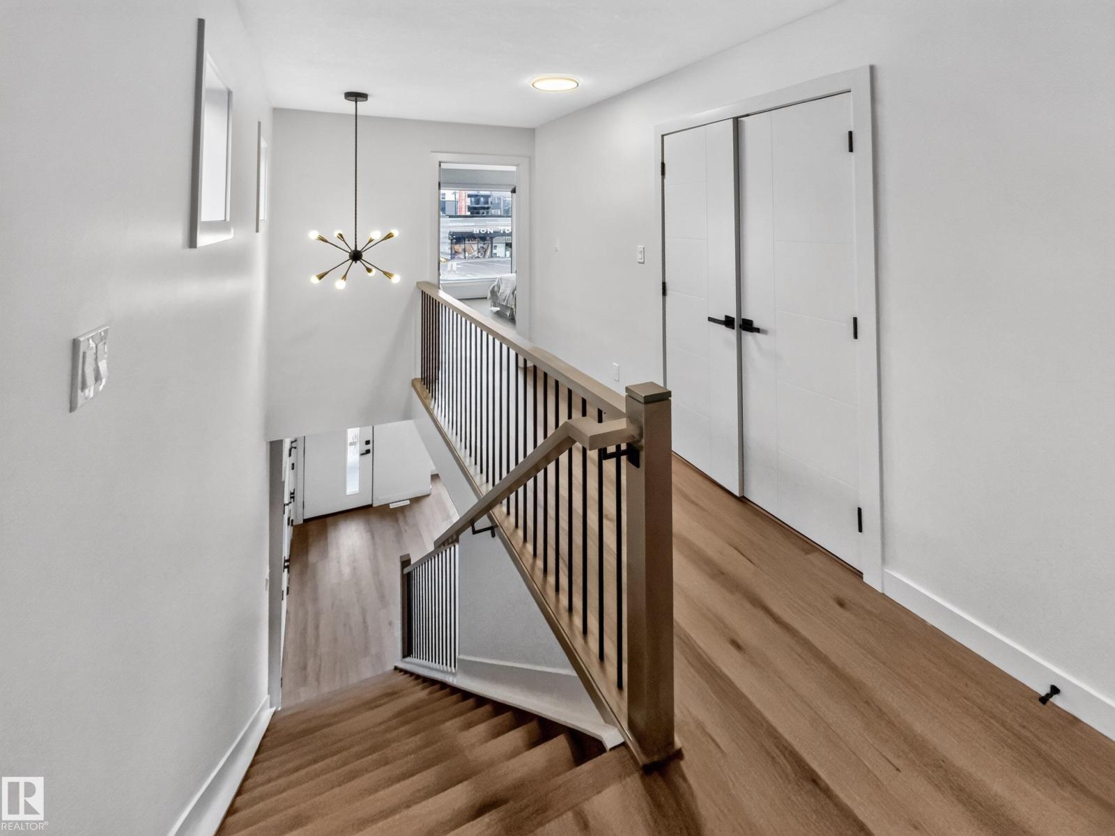 8711 149 ST NW