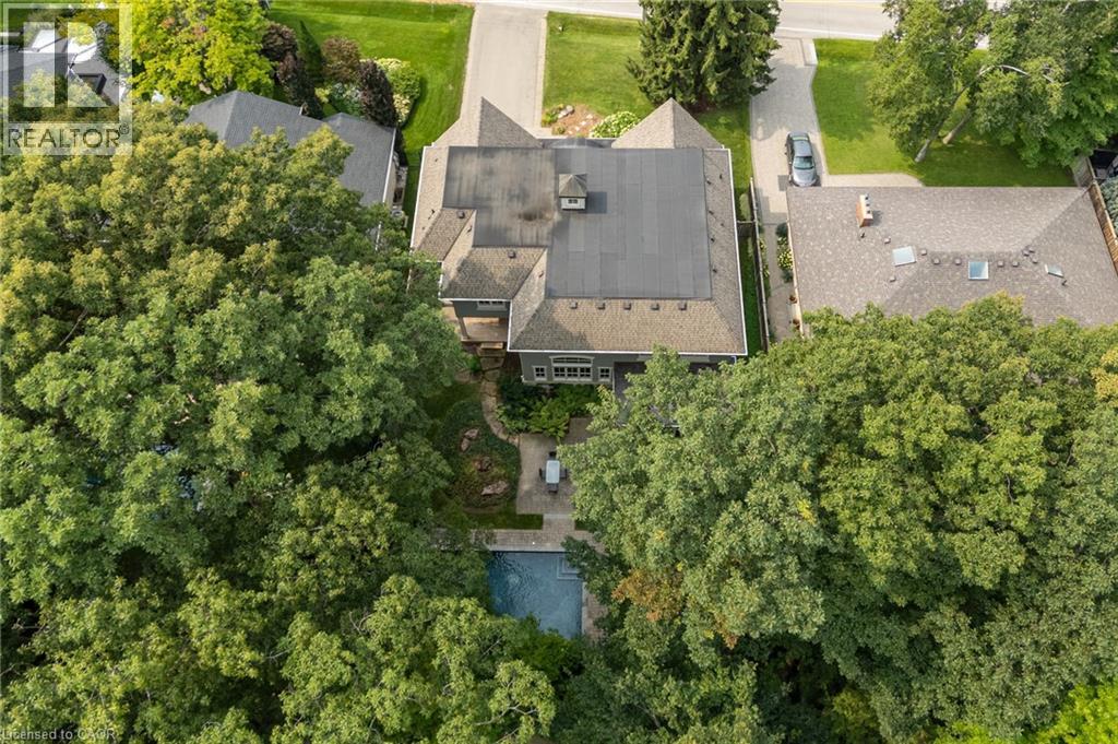 411 WEDGEWOOD Drive