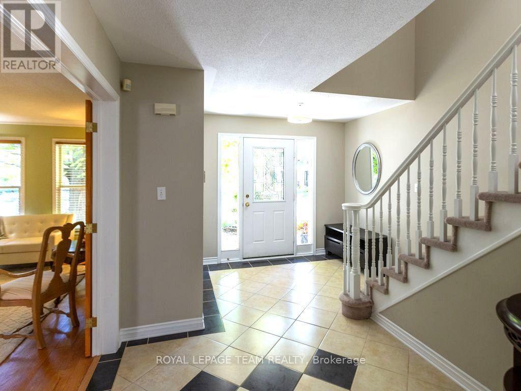 48 DELAMERE DRIVE
