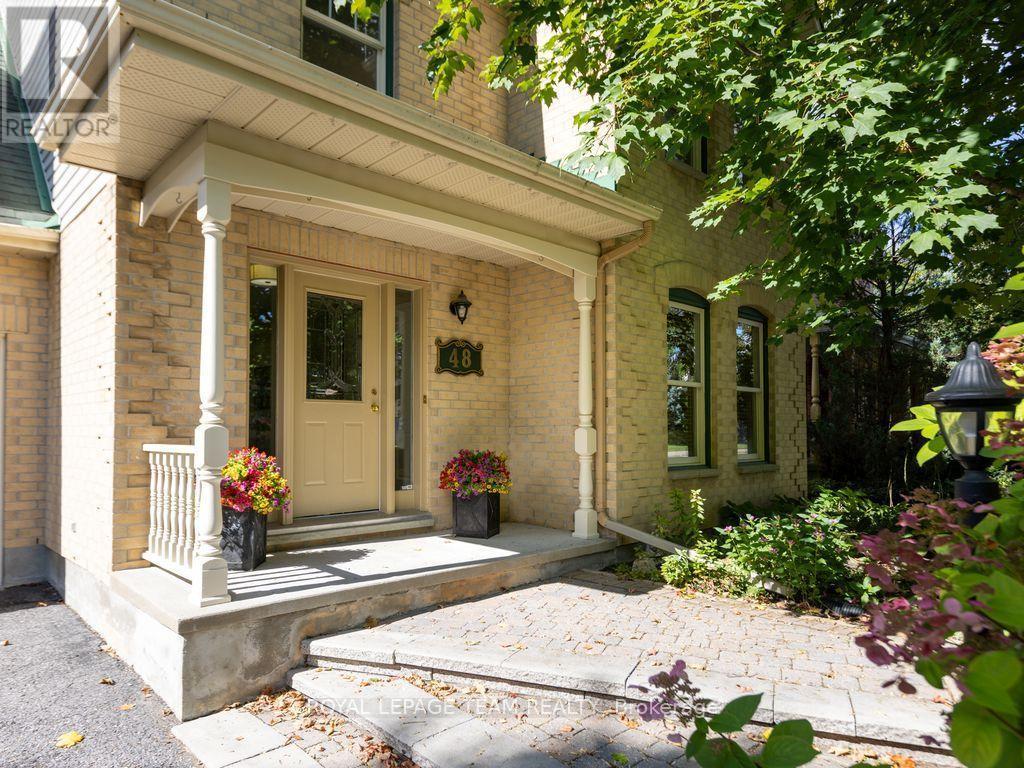 48 DELAMERE DRIVE