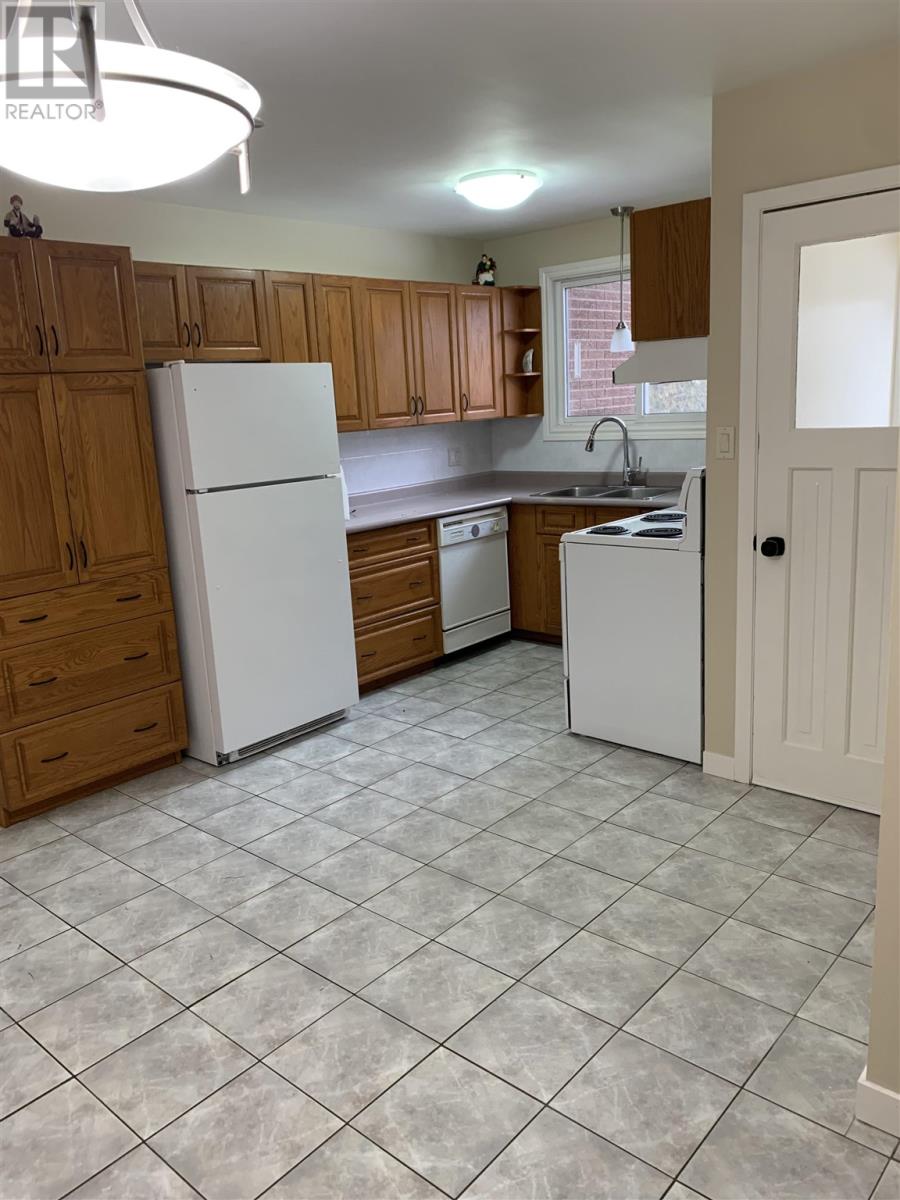 1580 Wellington Street East - Photo 3