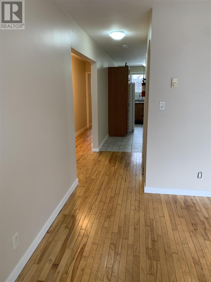 1580 Wellington Street East - Photo 4