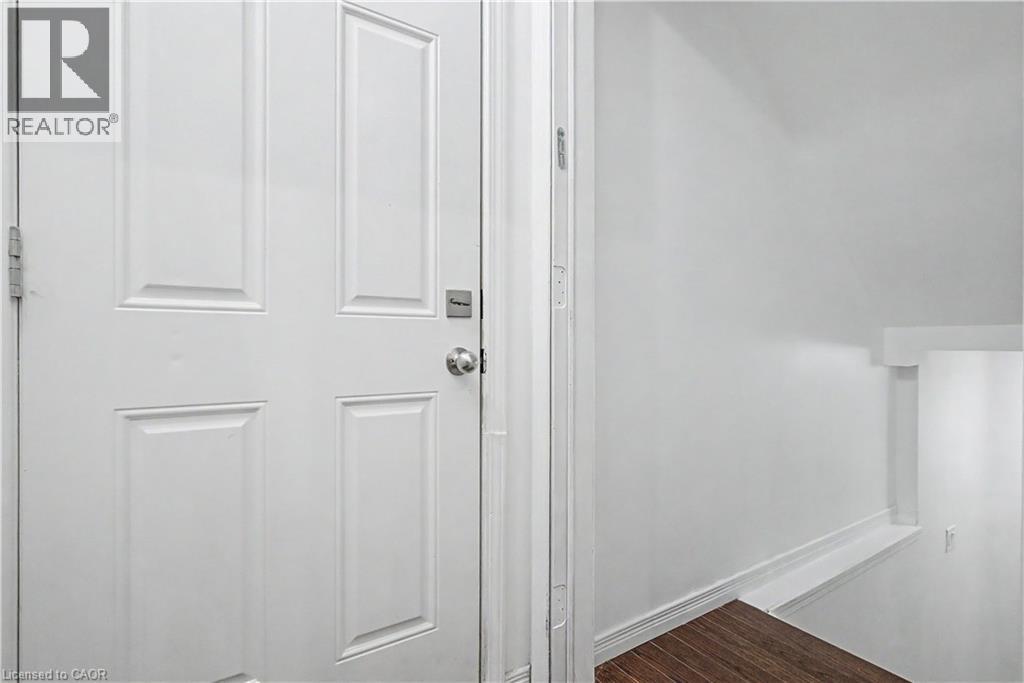 79 BEAUCHAMP Drive Unit# B
