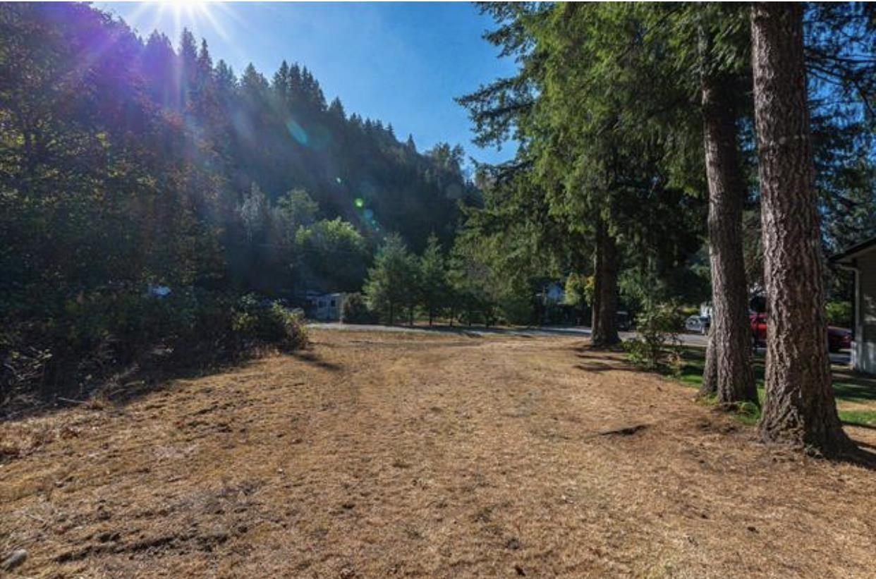 45981 LINZEY ROAD, Cultus Lake East