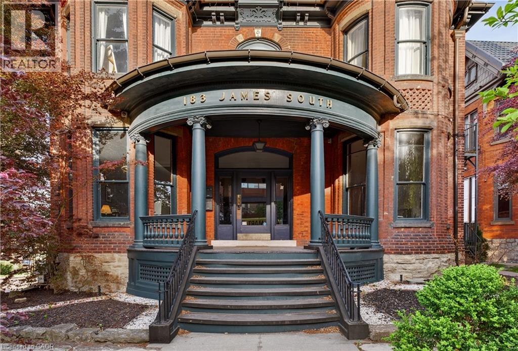 183 JAMES Street S