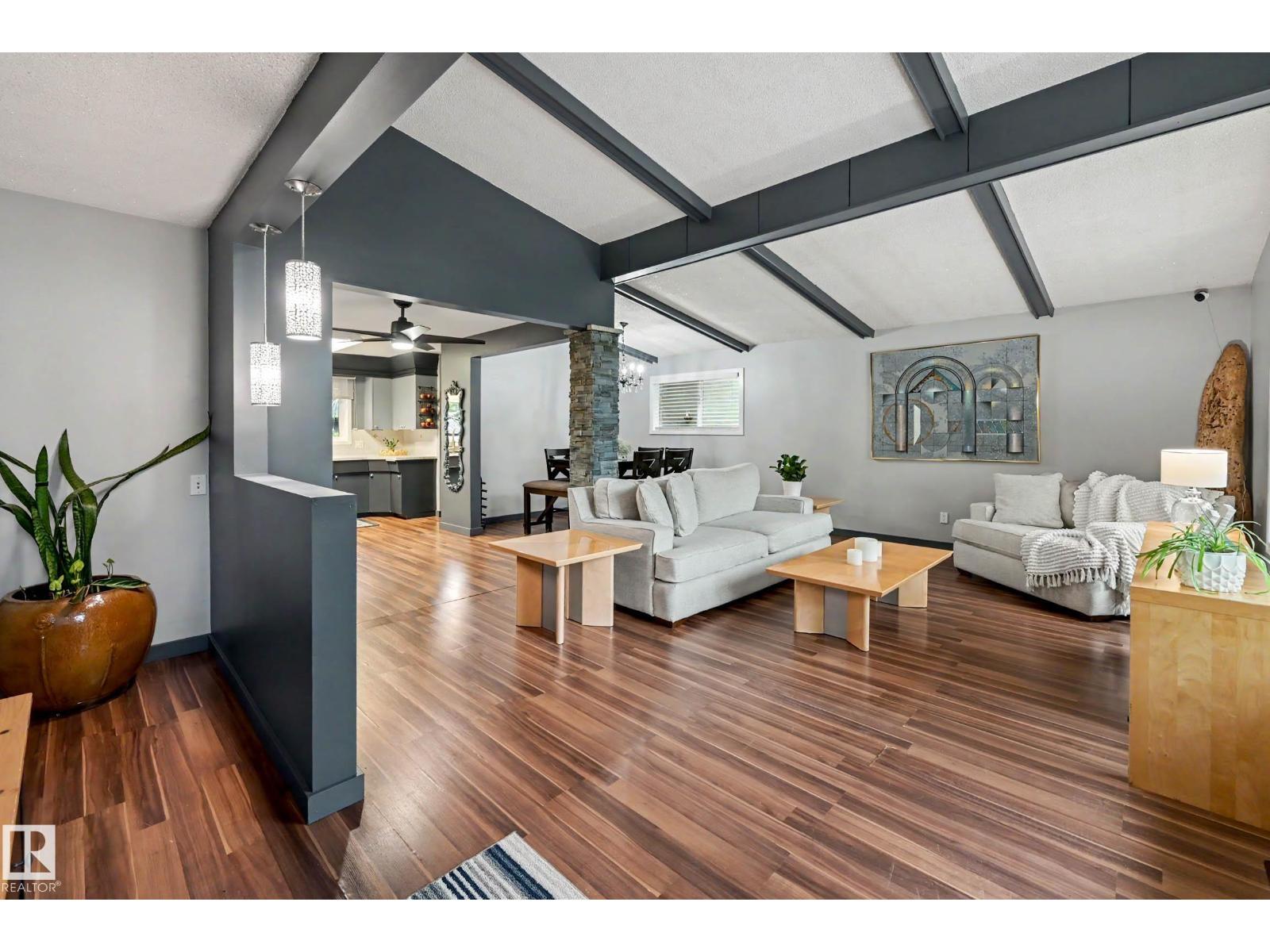 12115 40 AV NW NW