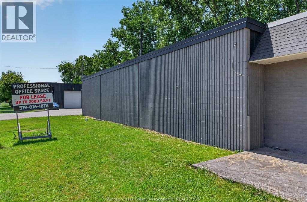 851 DIVISION ROAD