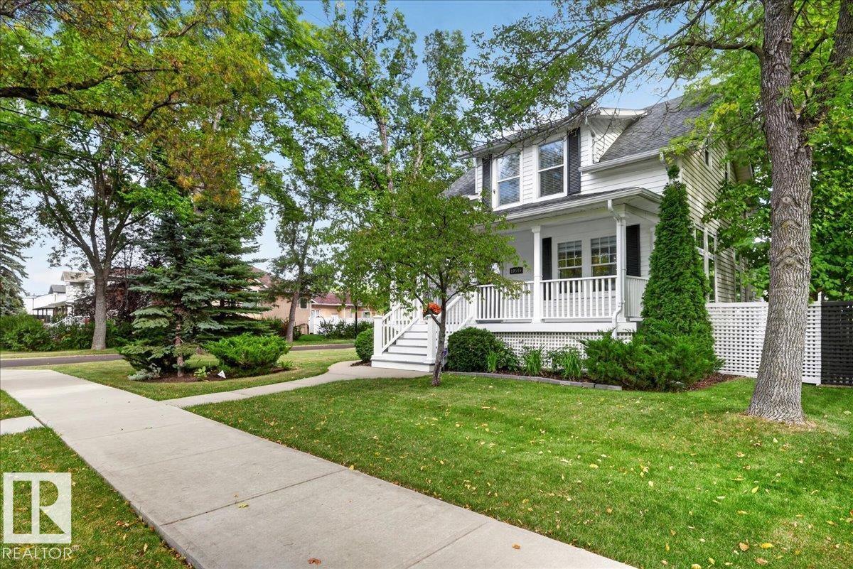 10549 130 ST NW