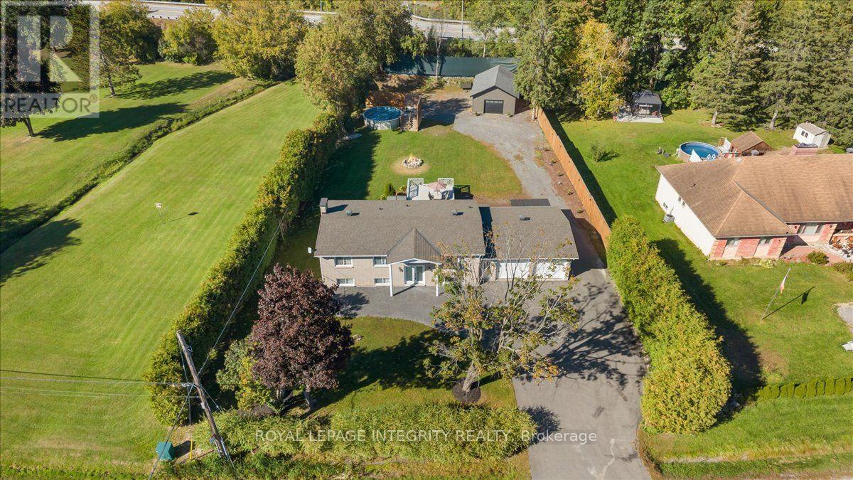3073 OLD MONTREAL ROAD