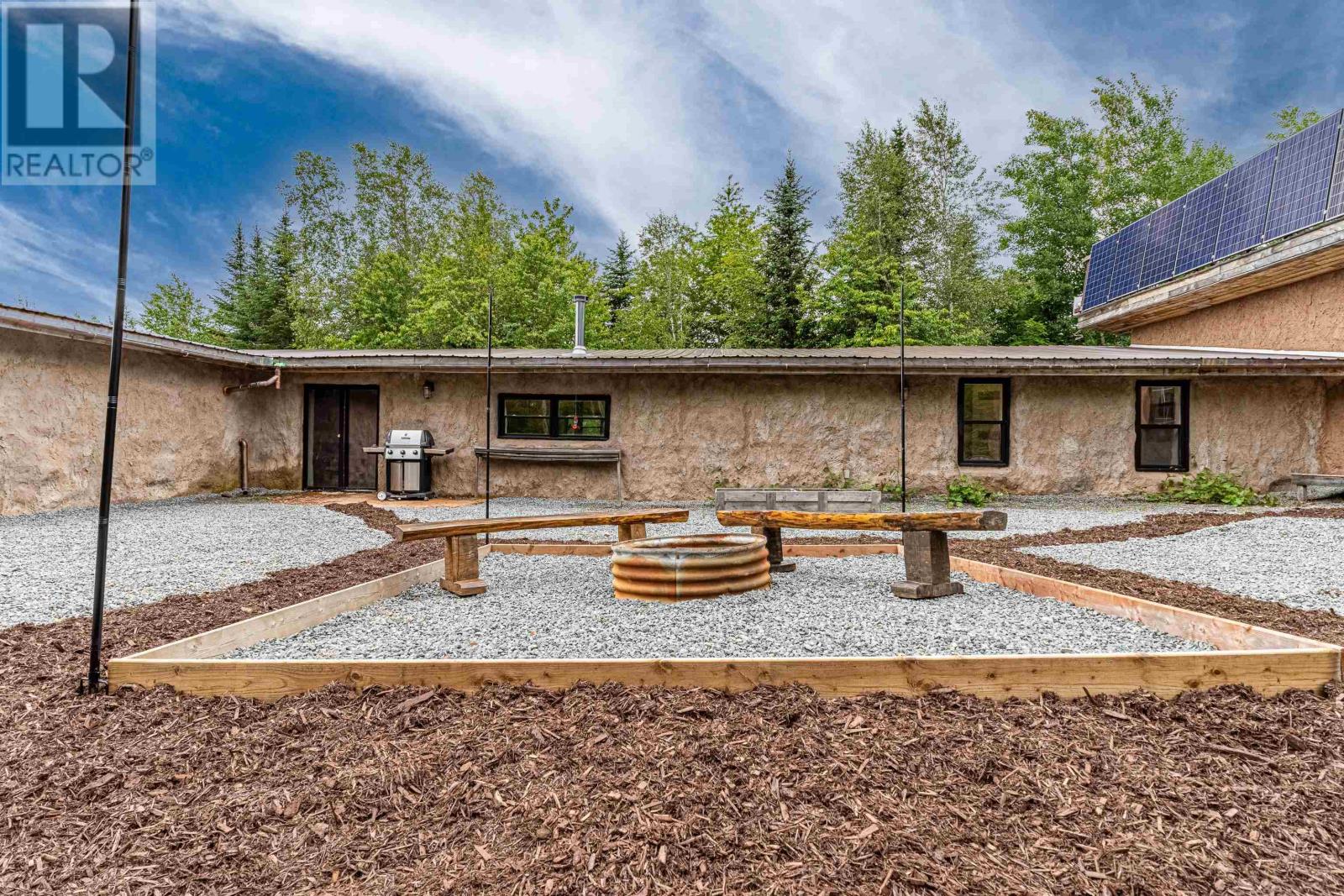 3112 PETERS Road - Photo 3