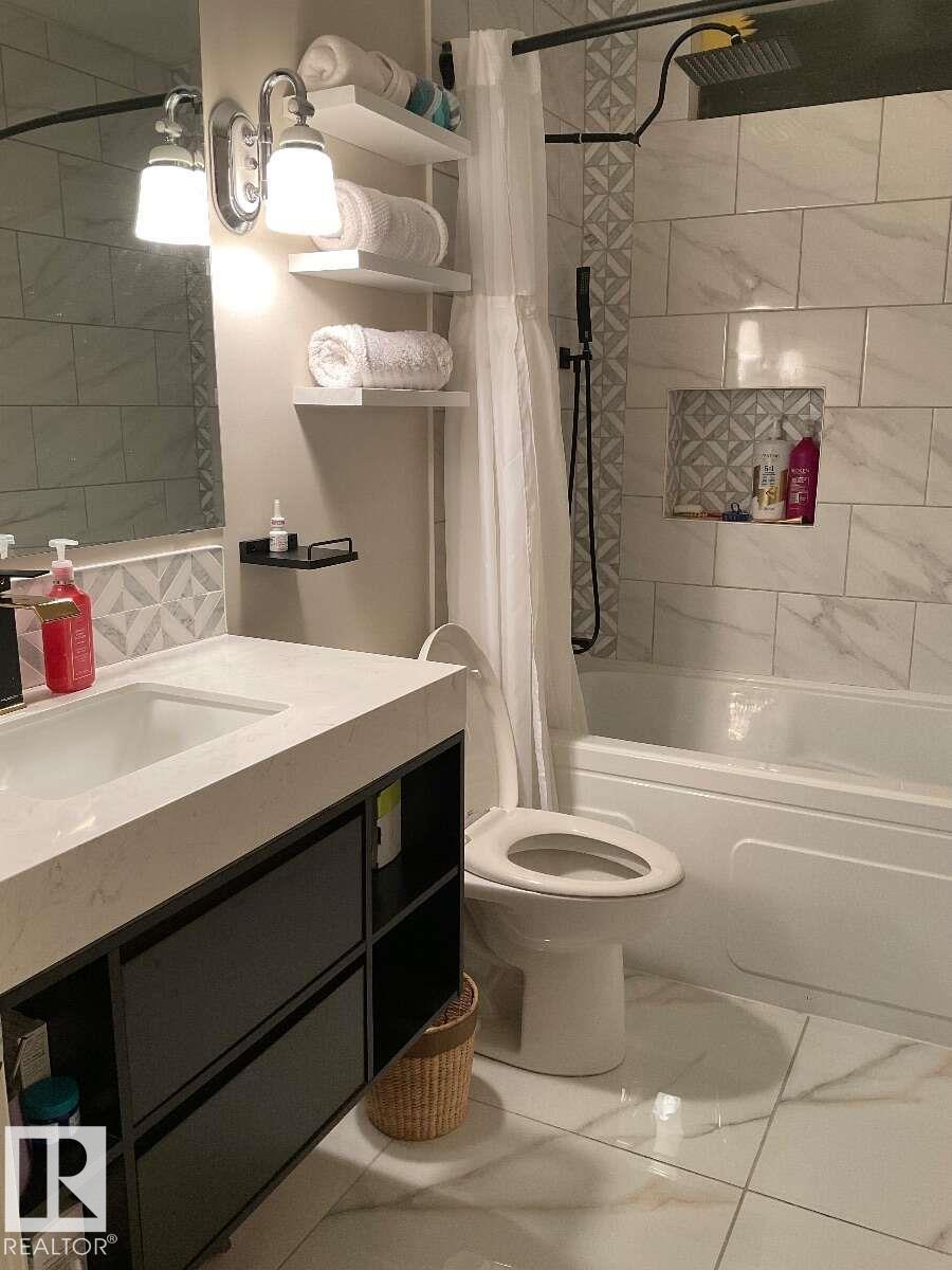 74 GREYSTONE CR