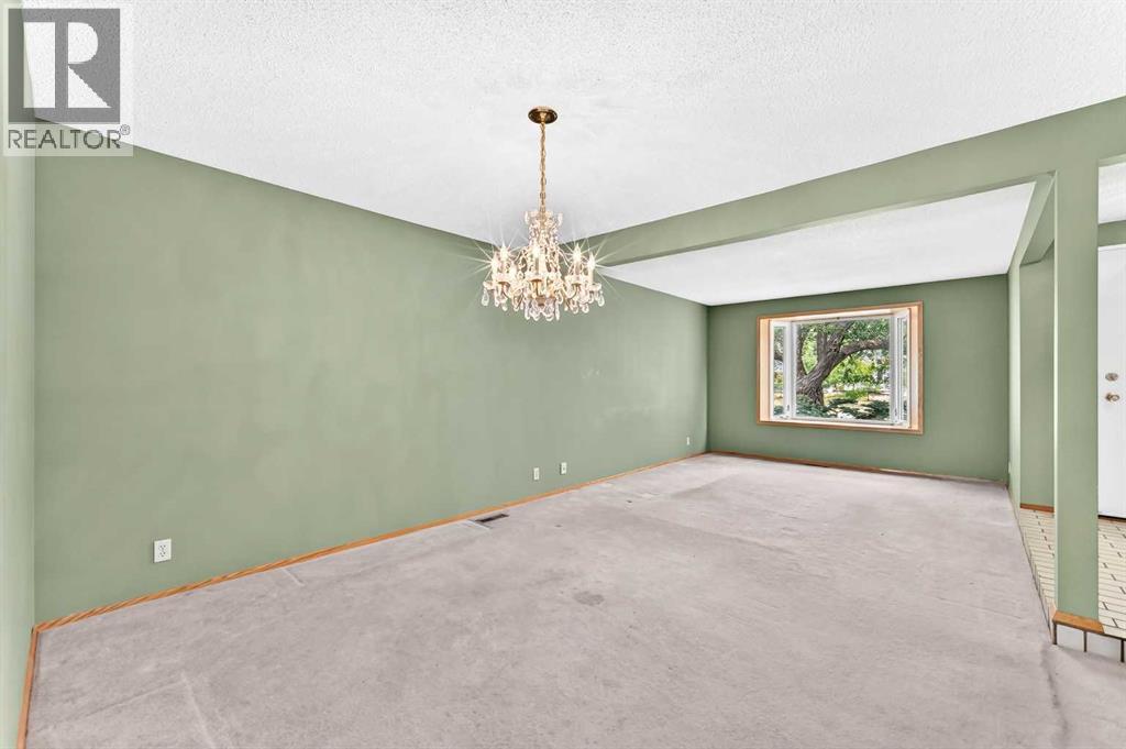 128 Erin Woods Drive SE