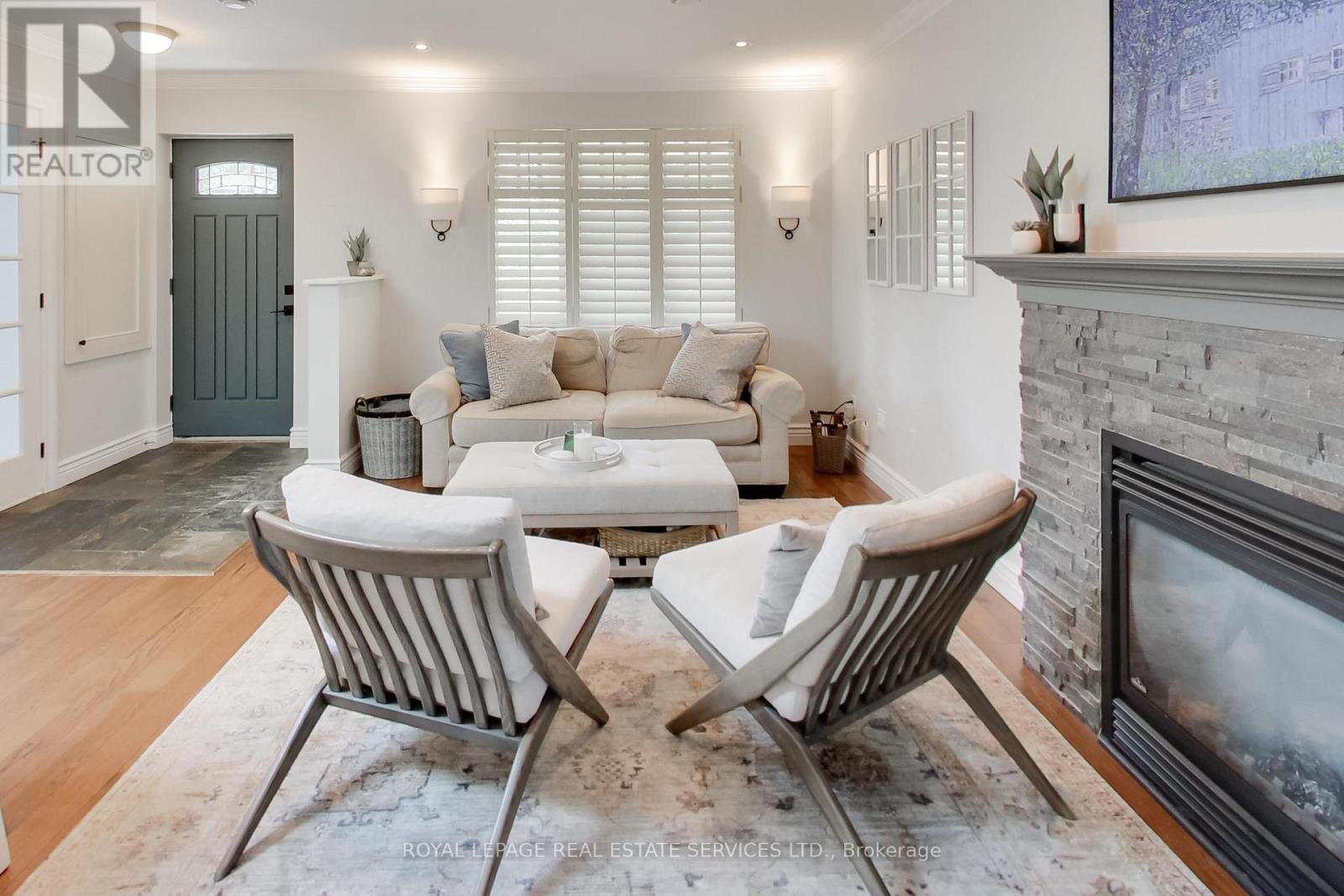 21 PARKER AVENUE