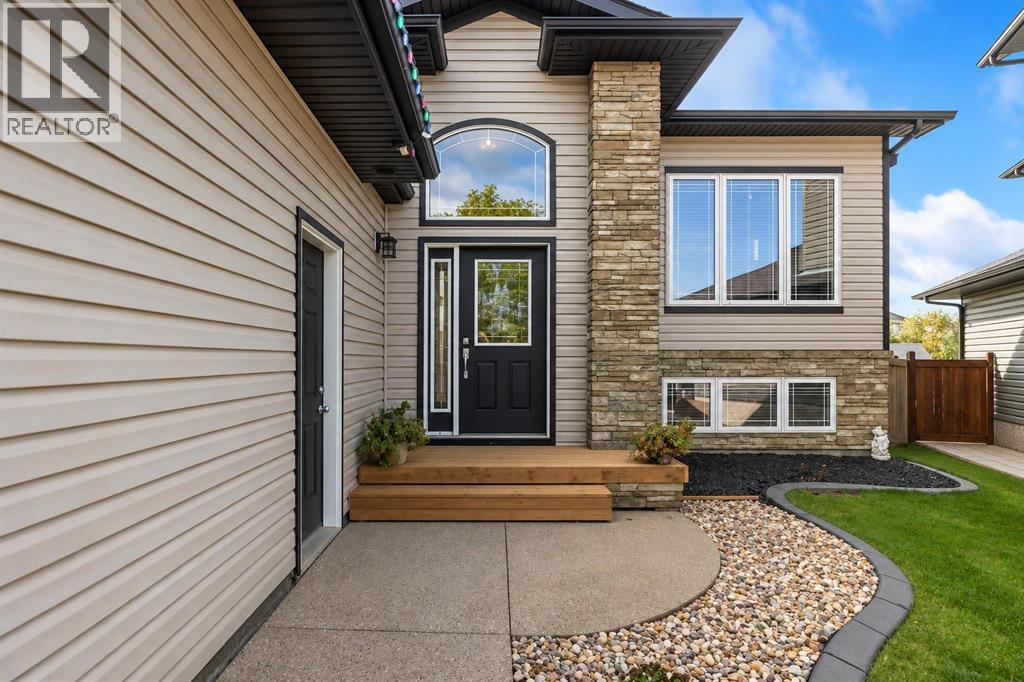 128 Mountain Avens Crescent