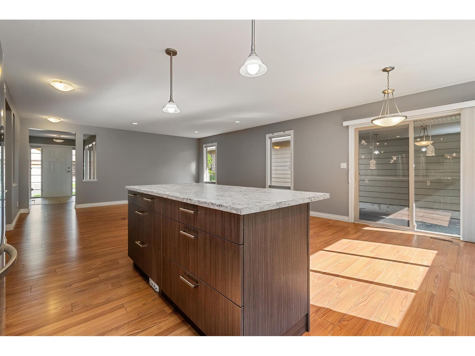 96 46000 THOMAS ROAD, Vedder Crossing