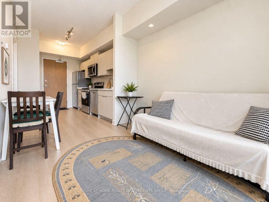 2825 Jane St, Toronto (Glenfield-Jane Heights), ON 5