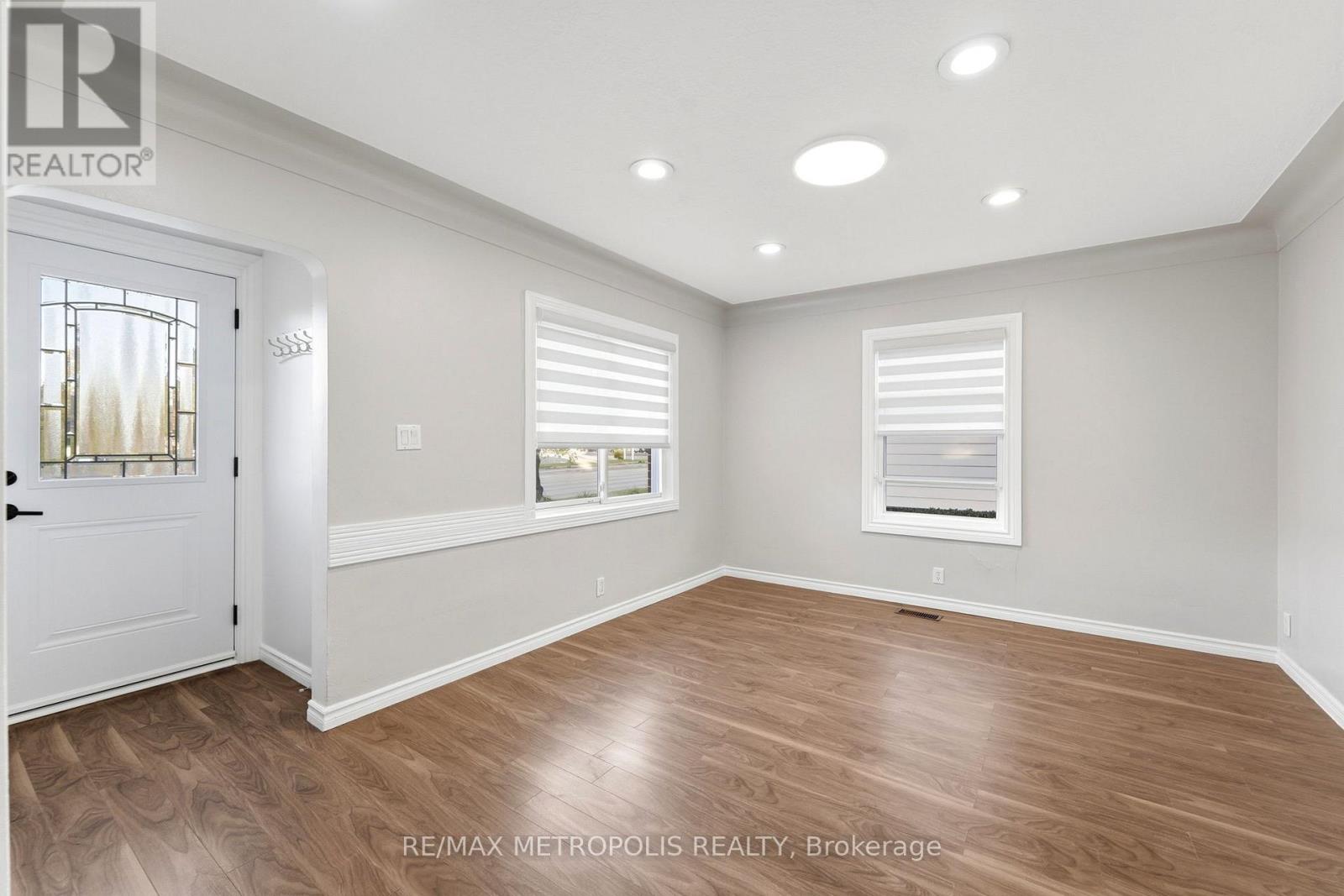 MAIN FL - 56 CHARING CROSS STREET