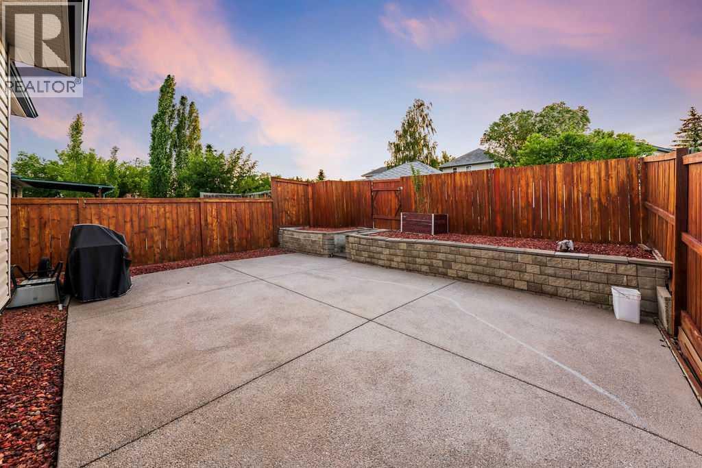 2016 Country Hills Circle NW